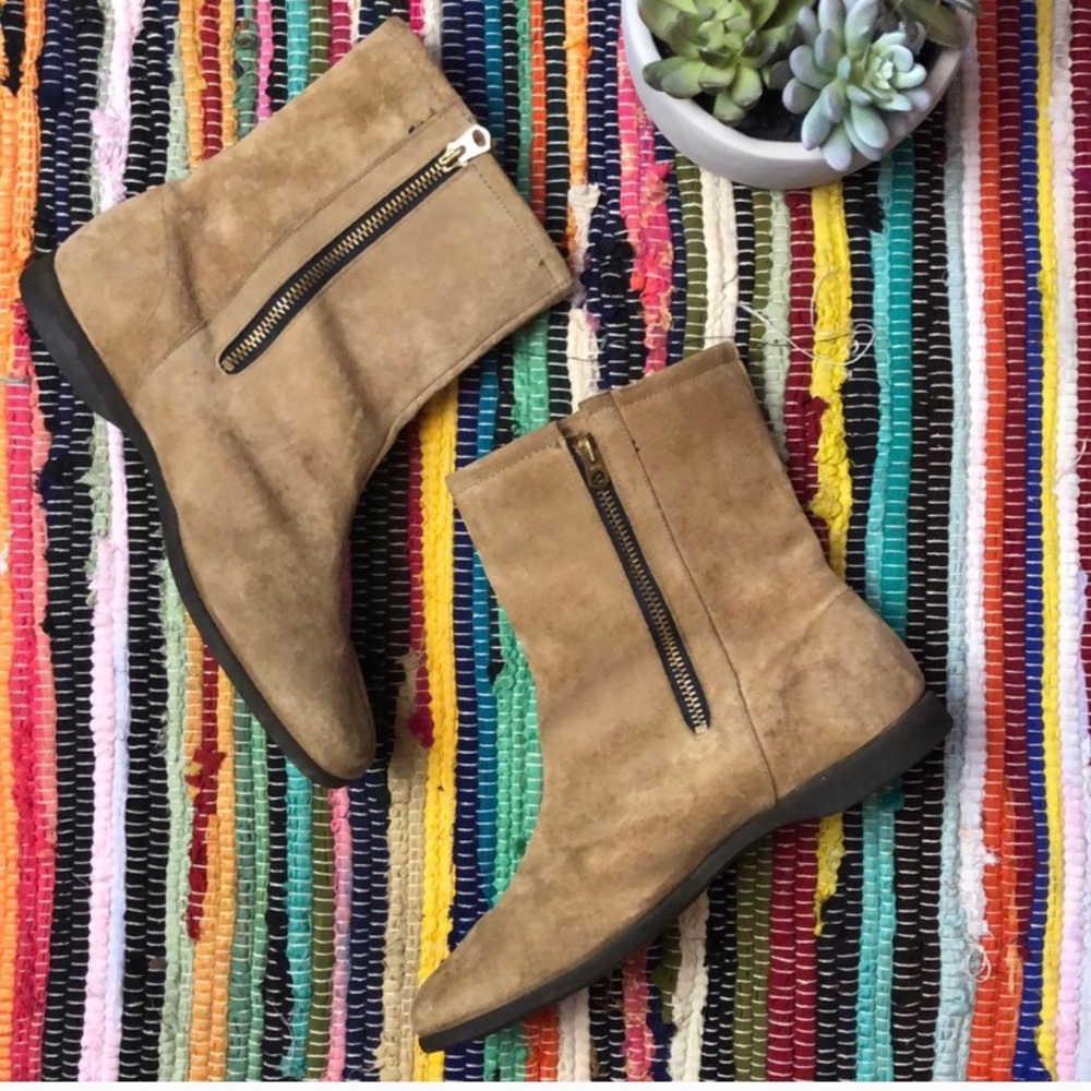 Hush puppies booties sz 9